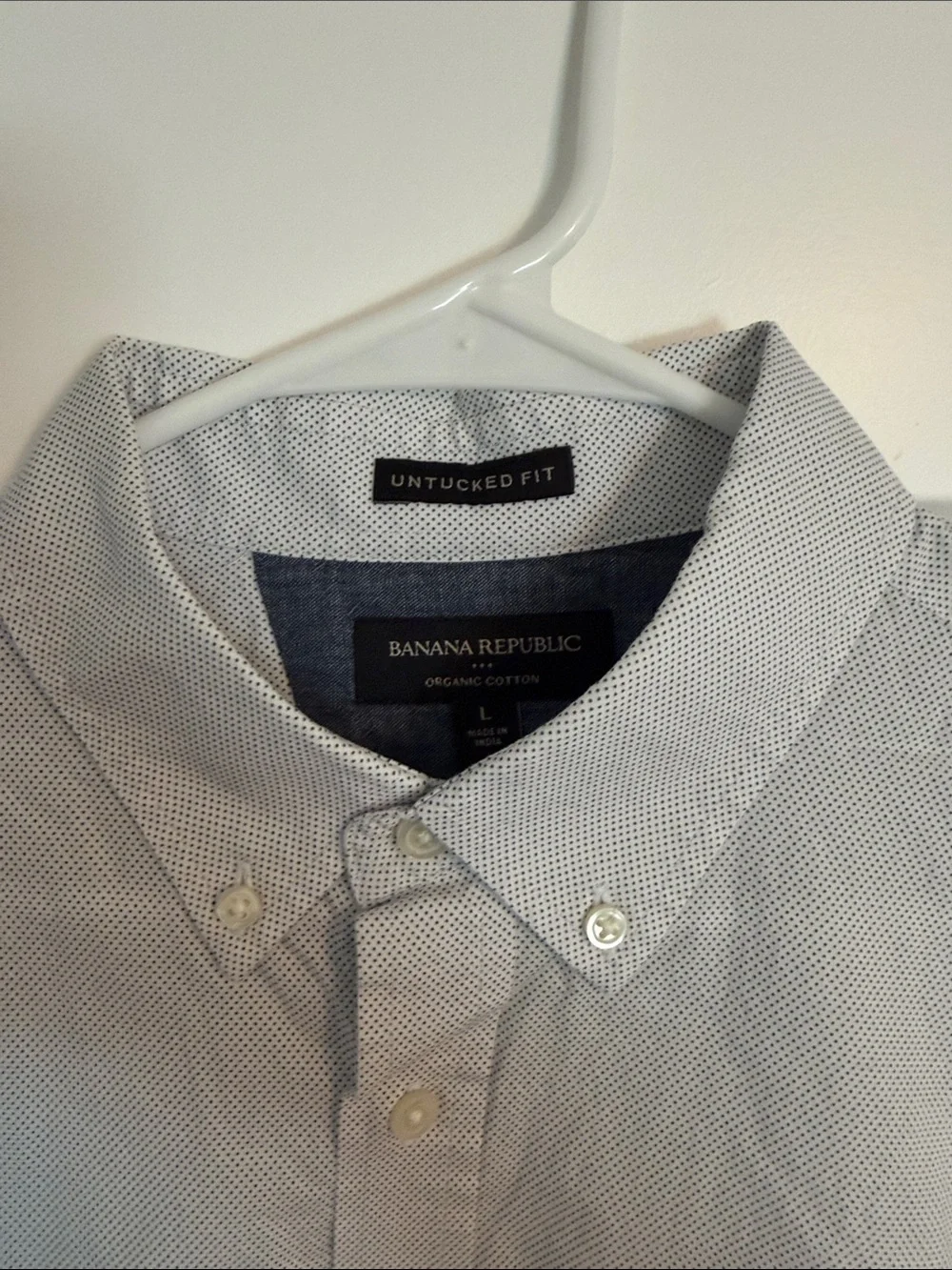 Banana Republic Men's Light Blue Microdot Button-Down Shirt